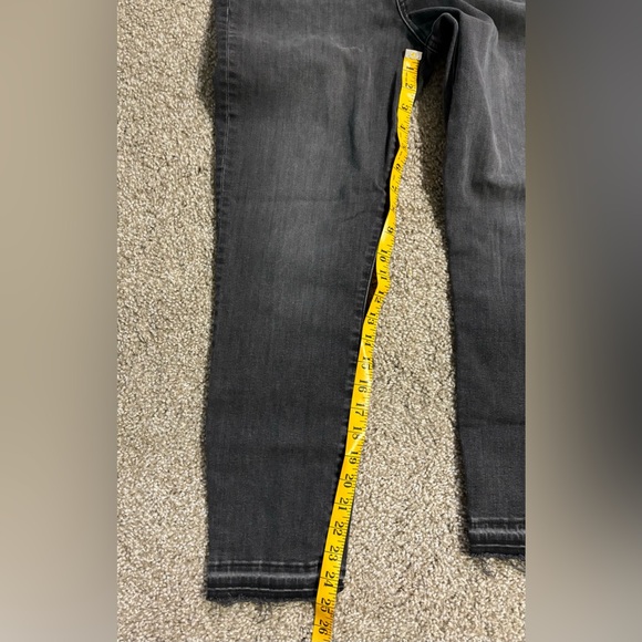 Gap High Rise True Skinny Ankle Jeans Exposed Buttons - Picture 9 of 12